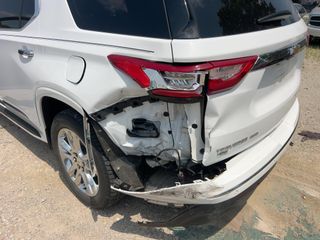 2018 Chevrolet Traverse High Country - Primary Damage Straight On Image